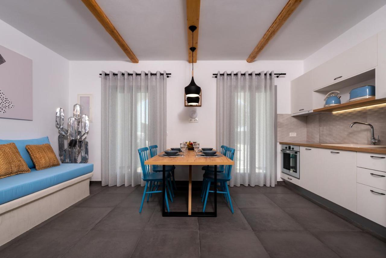 Modern Dome Homes Of Santorini Периса Екстериор снимка